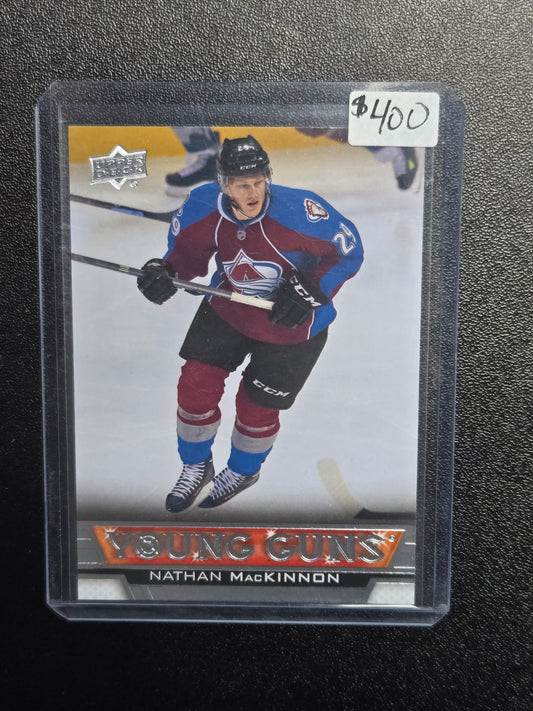 2013-14 UD Series 1 Nathan MacKinnon Young Guns #238